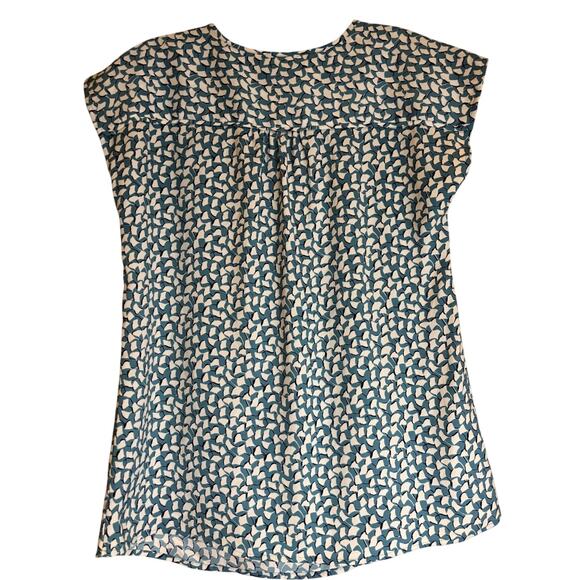 Women's Ann Taylor V-Neck Pullover Blue Cream Top, Size Sm., EUC - Picture 2 of 4